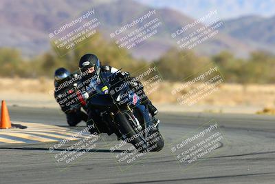 media/Jan-09-2022-SoCal Trackdays (Sun) [[2b1fec8404]]/Turn 14 (10am)/